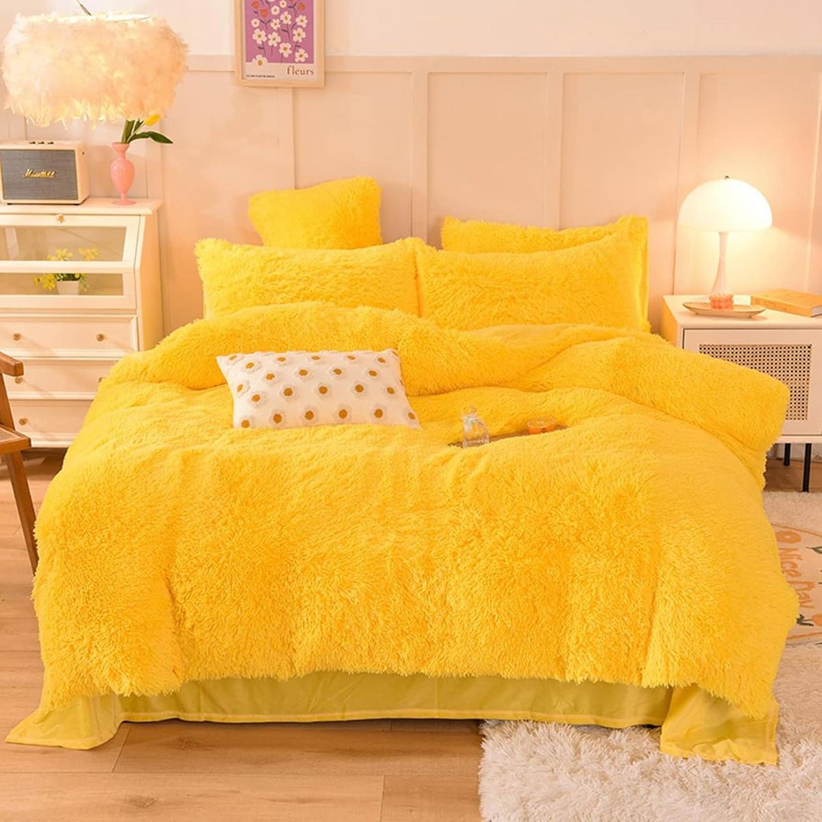 4 Piece Plush Duvet Cover Set (1 Fluffy Faux Duvet Cover+ 1 Heart Pillow + 2 Furry Pillow Shams), Soft & Warm Bedding Set (Pink, Queen (U.S.Standard)